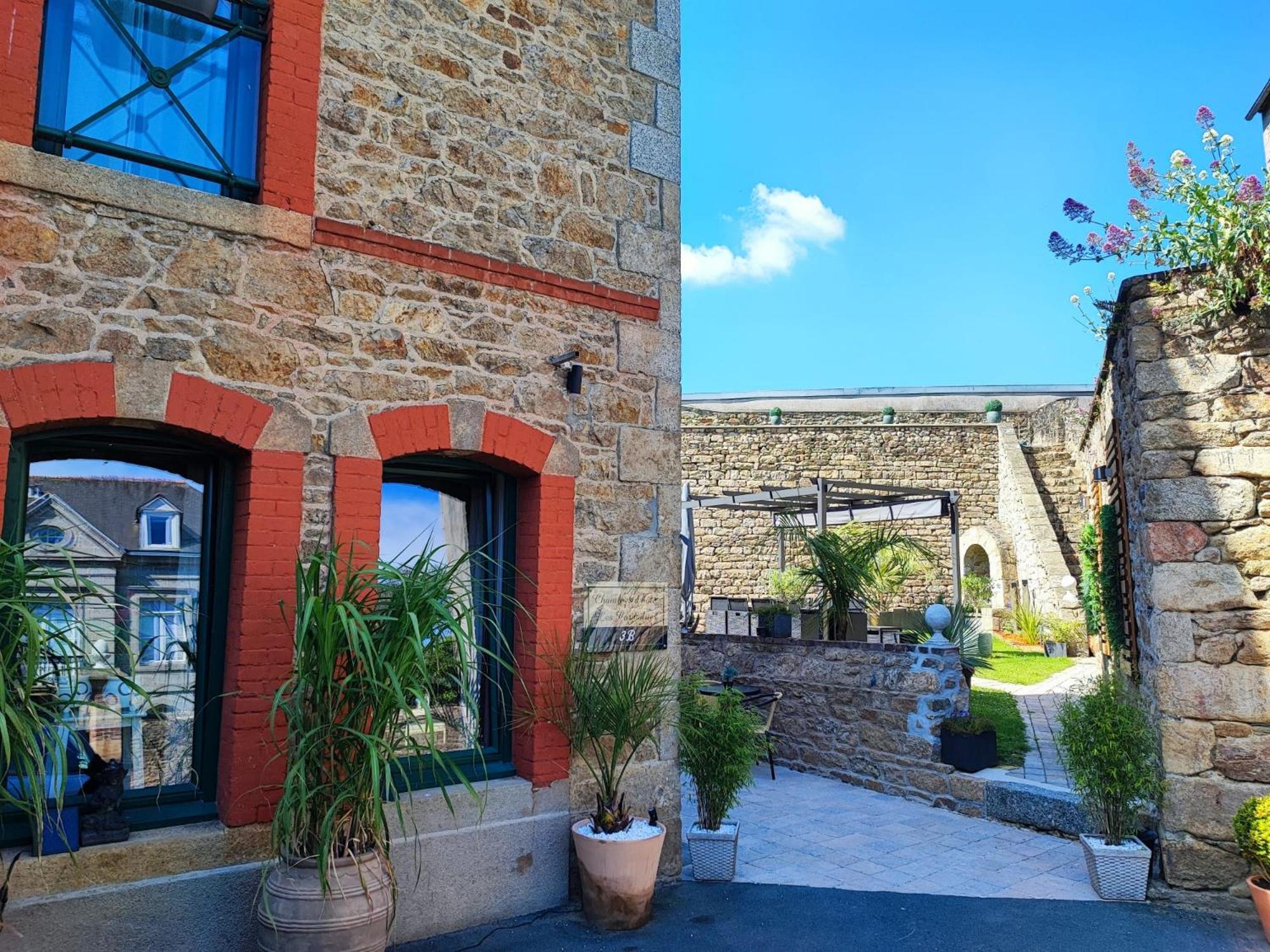 Chambres D'Hotes Les Carmelites Guingamp Εξωτερικό φωτογραφία