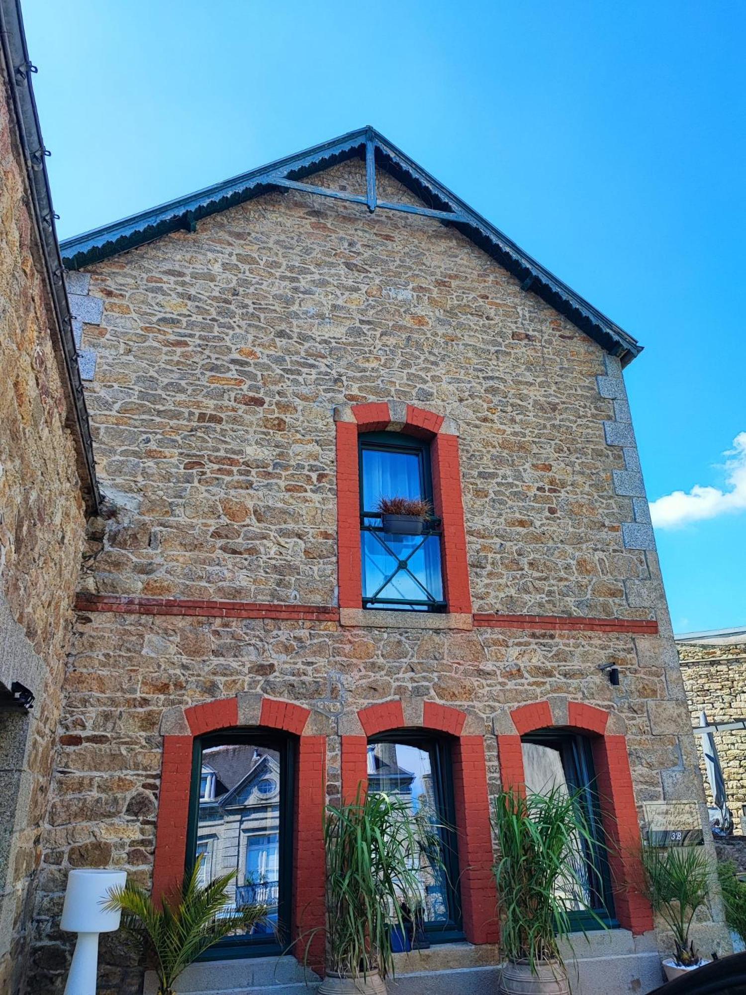 Chambres D'Hotes Les Carmelites Guingamp Εξωτερικό φωτογραφία